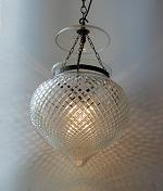 Hundi Globe diamond-cut pattern